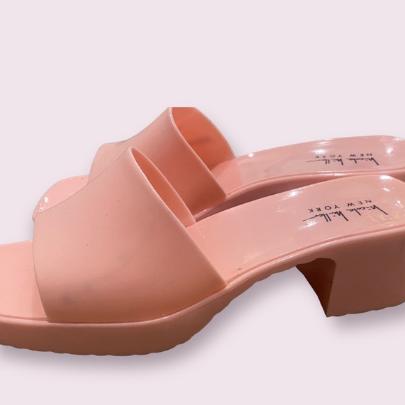 Nicole Miller Rubber Sandals, Light Pink, Women’s Size 9 - Picture 4 of 6